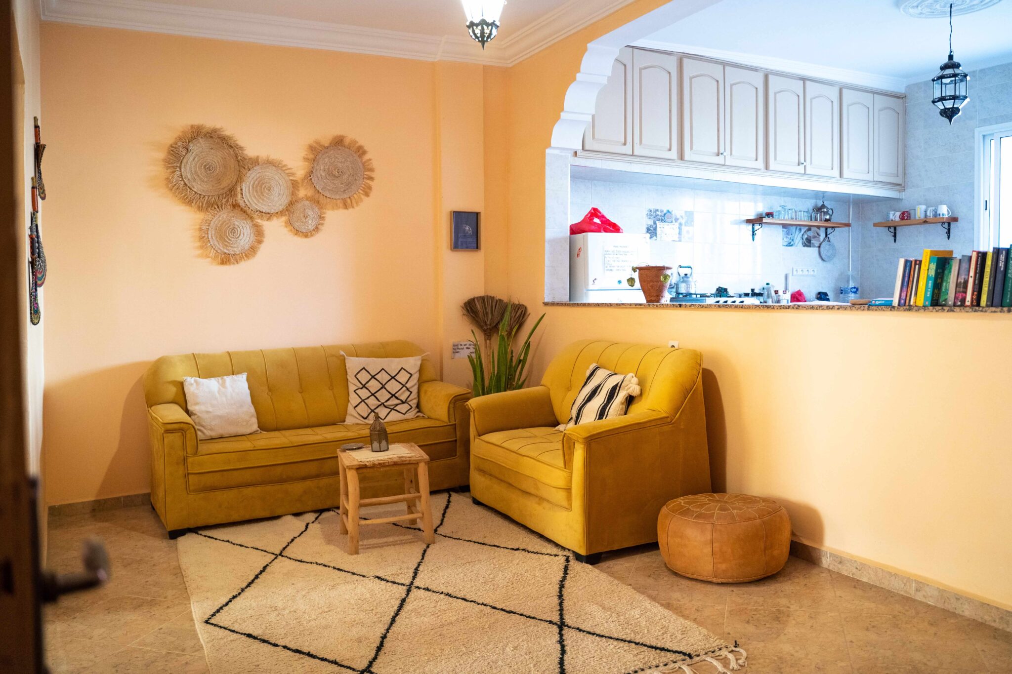 surf house lounge room tamraght