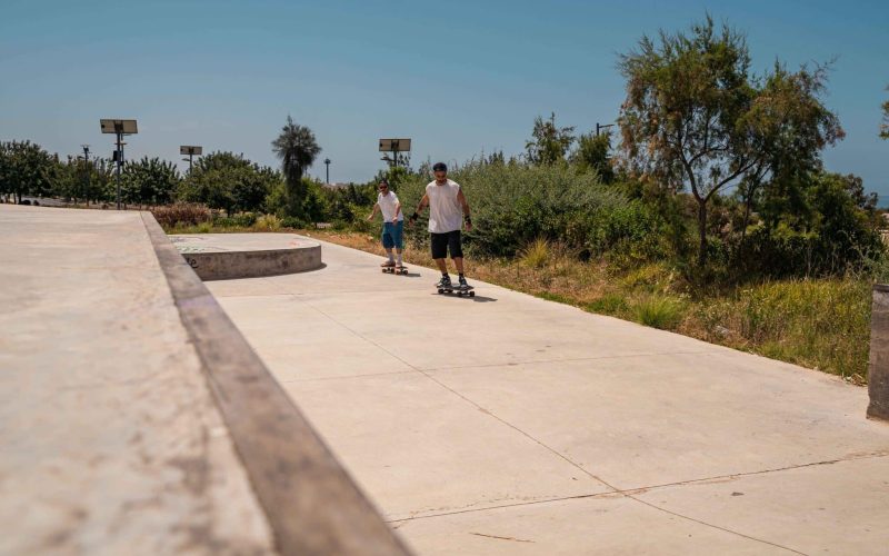 things to do in tamraght surfskate